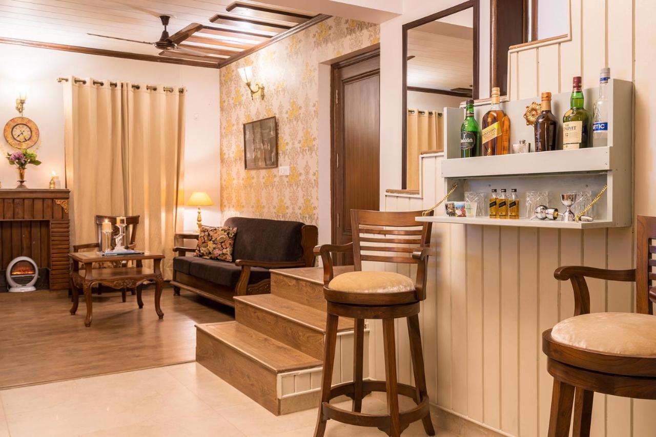 Stayvista At Bellevue With Outdoor Jacuzzi Kasauli Exterior photo
