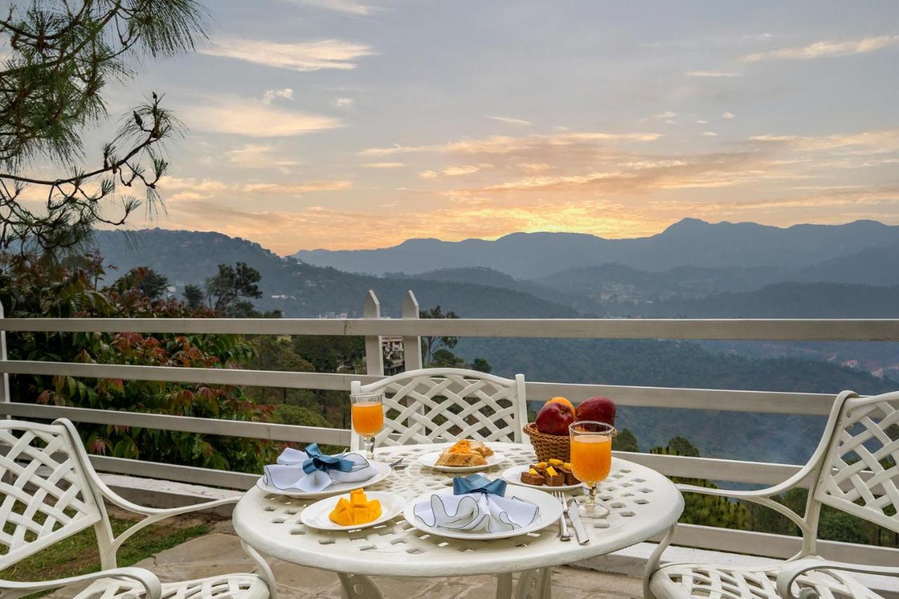 Stayvista At Bellevue With Outdoor Jacuzzi Kasauli Exterior photo